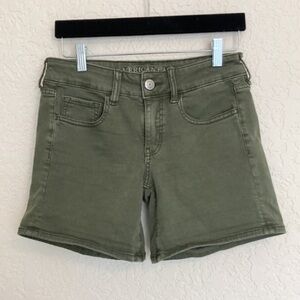 American eagle midi army green shorts